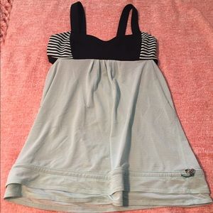 Lululemon top